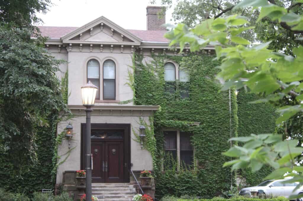 Our second stop on the St Paul Ghost tour with US Ghot Adventures - Old Smith mansion